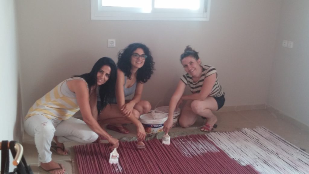 מעצבת פנים במודיעין