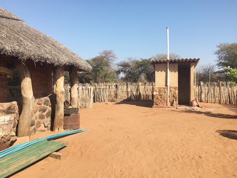 עיצוב בית כפרי אותנטי וצבעי האדמה של אפריקה 12 img_8238